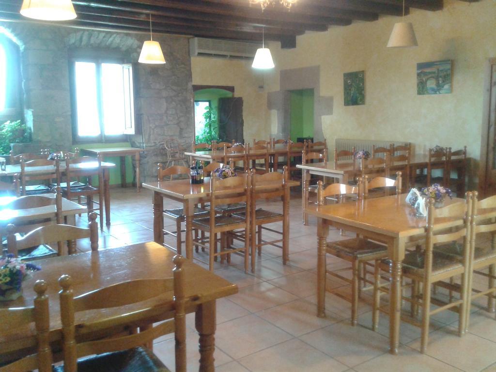 Casa Angrill Hotel Oliana Exterior photo
